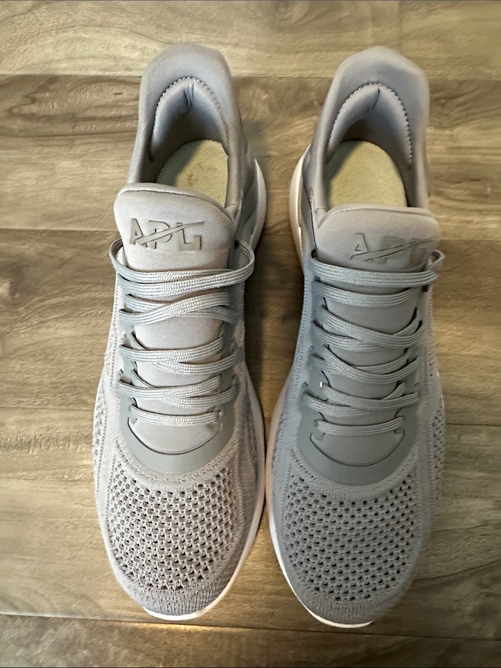 APL Men's TechLoom Tracer Size 10 in Light Gray